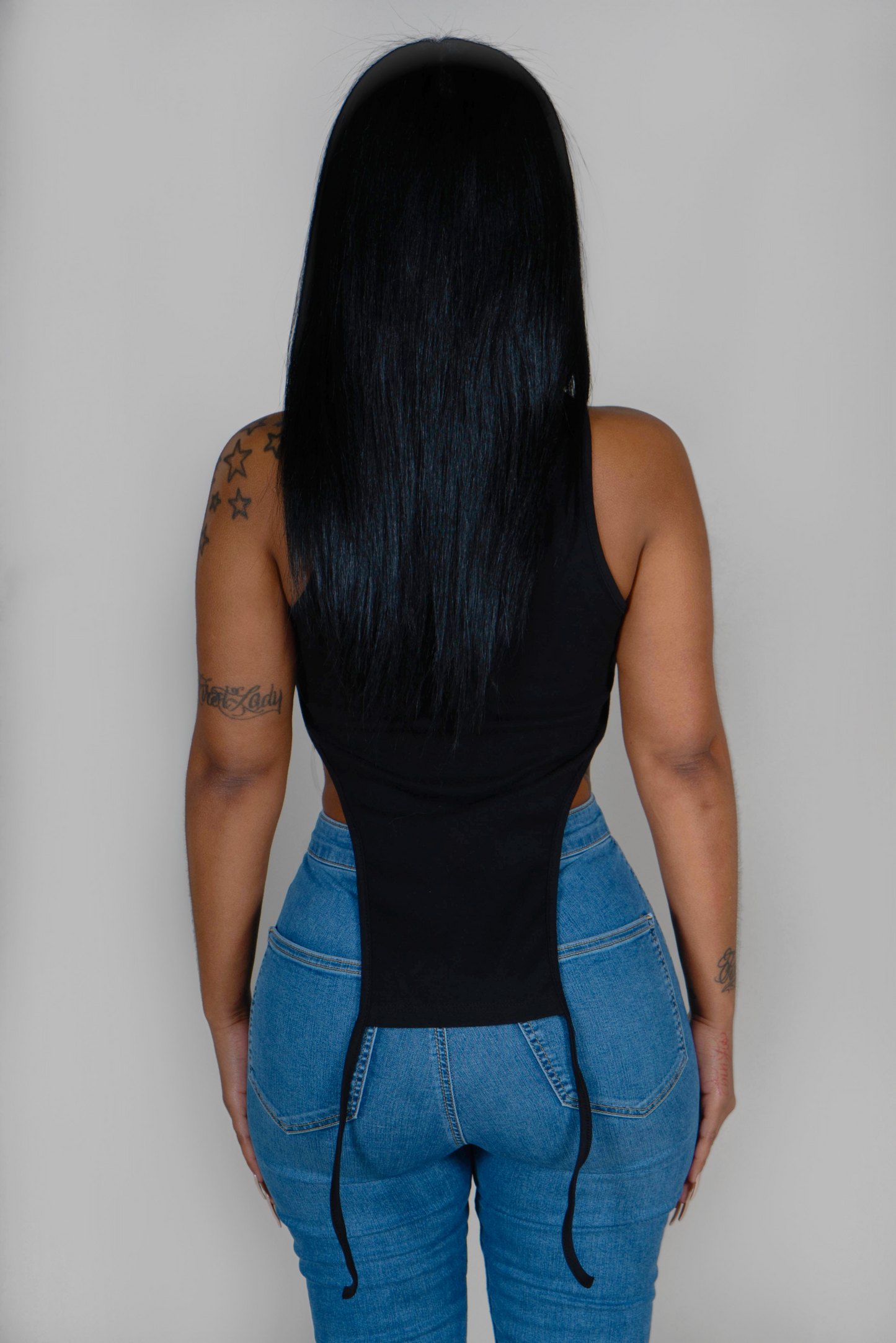 BLACK CUT OUT TOP