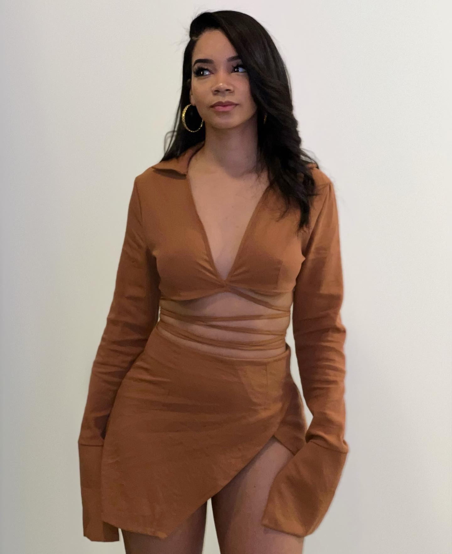 BROWN LONG SLEEVE TOP & SKIRT SET