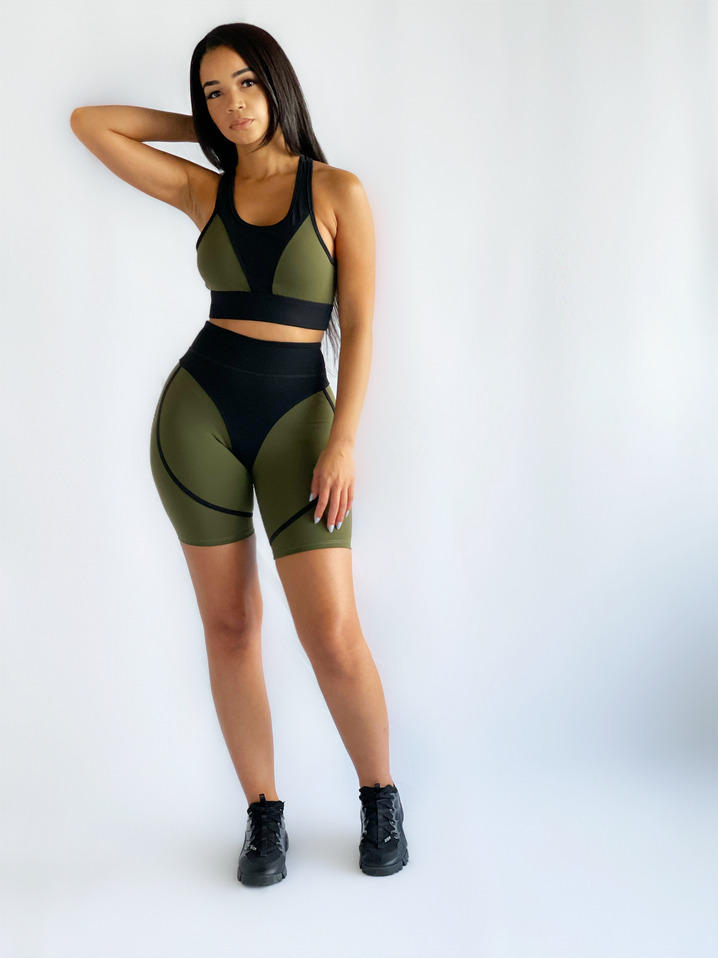 OLIVE ACTIVE SHORT SET