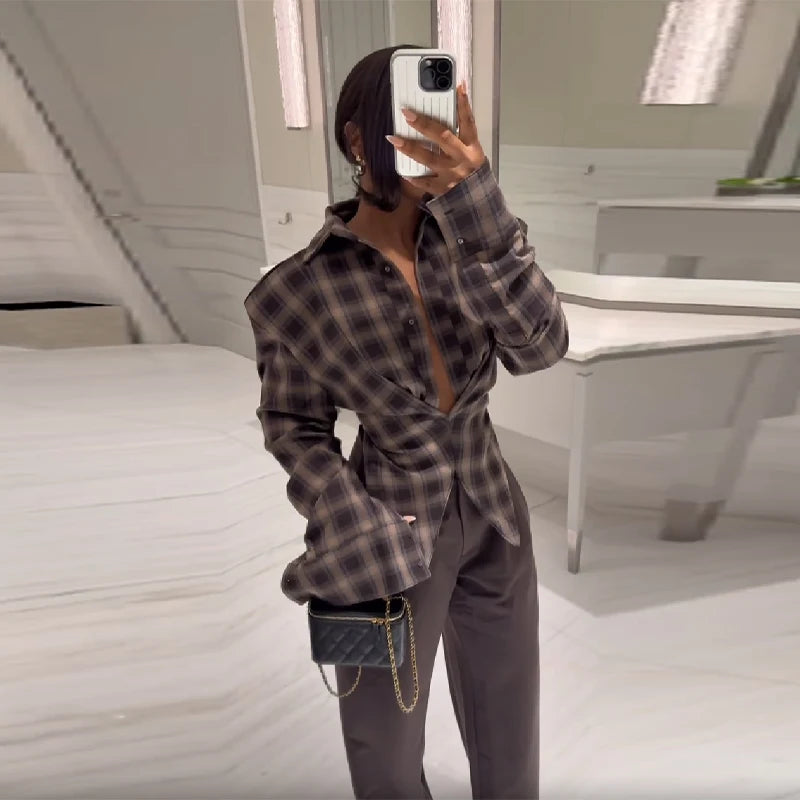 Chique sexy xadrez camisa de manga comprida designers lisonjeiro elegante casual feminino outono topos na moda feminina streetwear