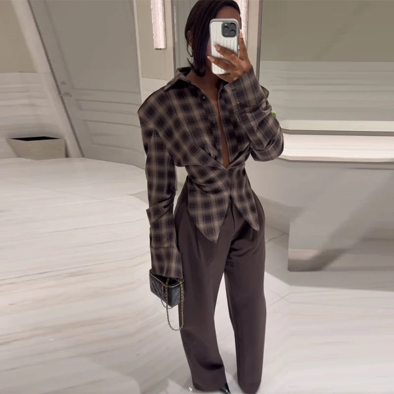Chique sexy xadrez camisa de manga comprida designers lisonjeiro elegante casual feminino outono topos na moda feminina streetwear